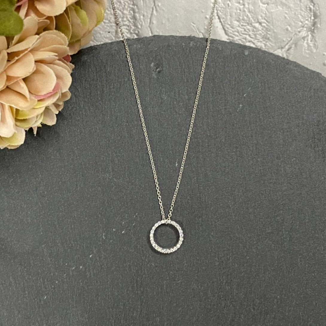 【tier】PT900ダイヤモンド 0.12ct サークルネックレス